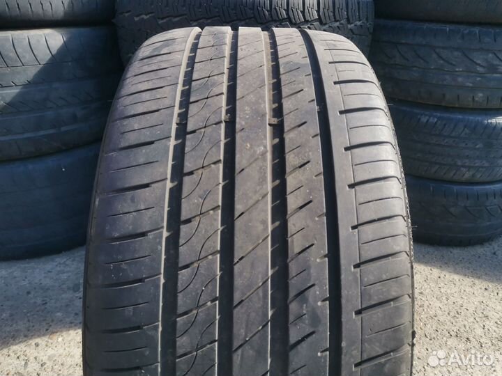 Arivo Ultra ARZ5 275/35 R20