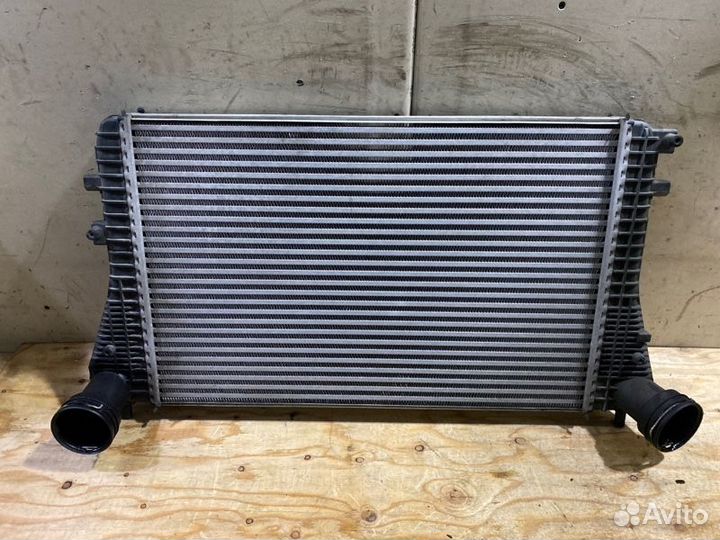 Интеркулер Volkswagen Tiguan 5N1 CAW 2009