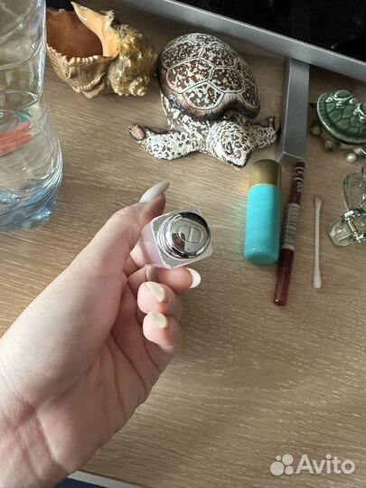 Футляр от помады christian dior