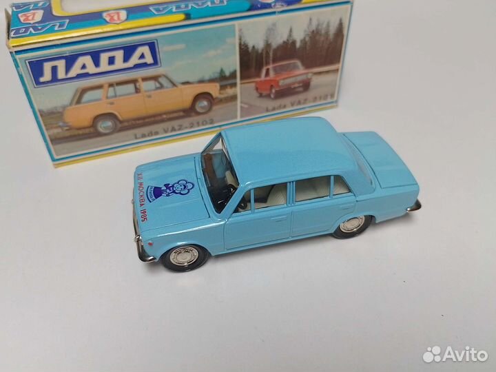 Ваз 2101 тамп фестиваль молодежи СССР 1:43