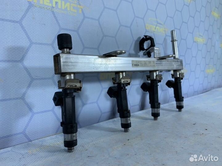 Форсунки с рампой Opel Astra J A14NET 2013