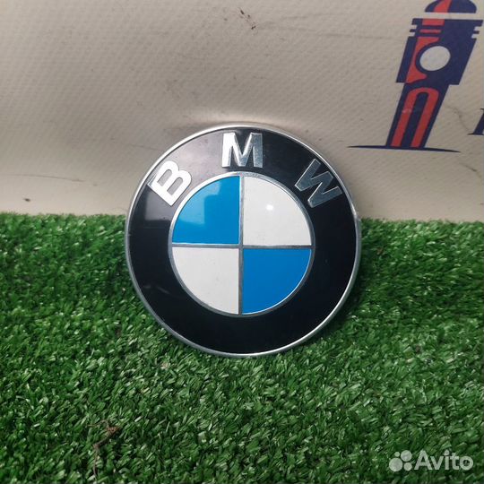 Эмблема Bmw F10