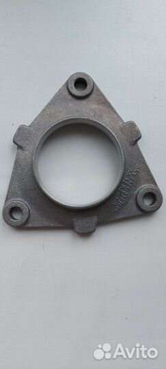 Крышка подшипника привода пер. моста 2121 автоваз