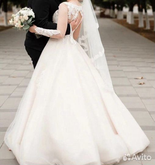 Свадебное платье