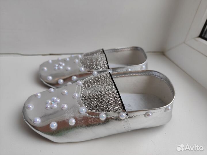 Чешки серебро для праздника новые р.24-31 нарядные