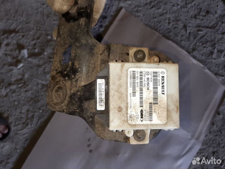 Блок управления полным приводом Renault Duster