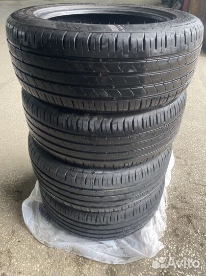 Kumho Ecsta HS51 205/55 R16