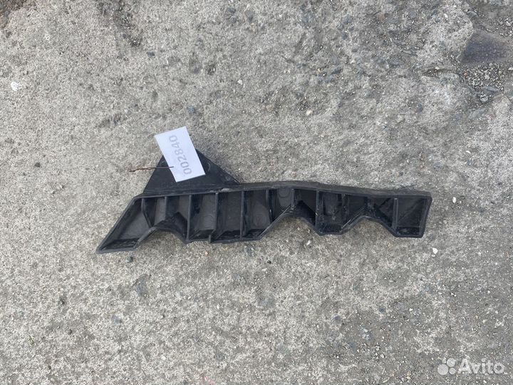 Кронштейн решетки радиатора правый Киа Спортейдж 5