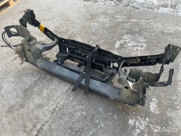 Передняя панель, телевизор Volvo Xc70 SZ59 2005