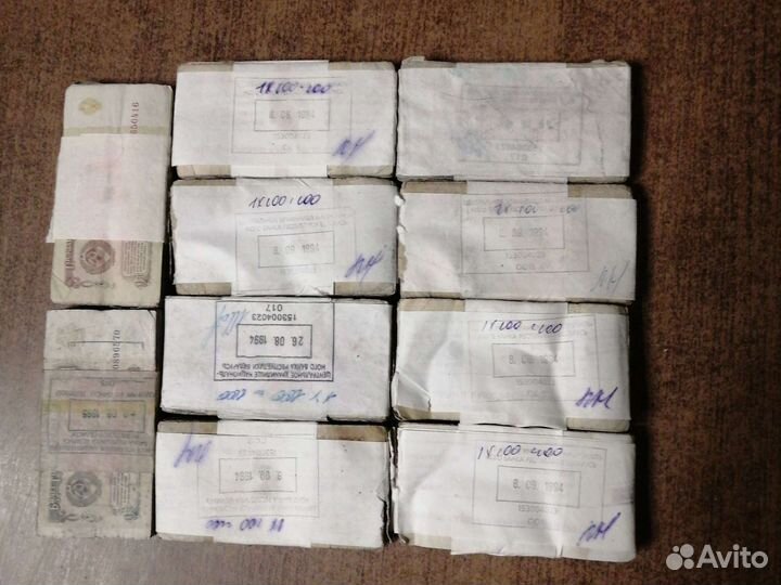 Банкноты 61г,91.,500р, 25р.10р. 1р. в пачках