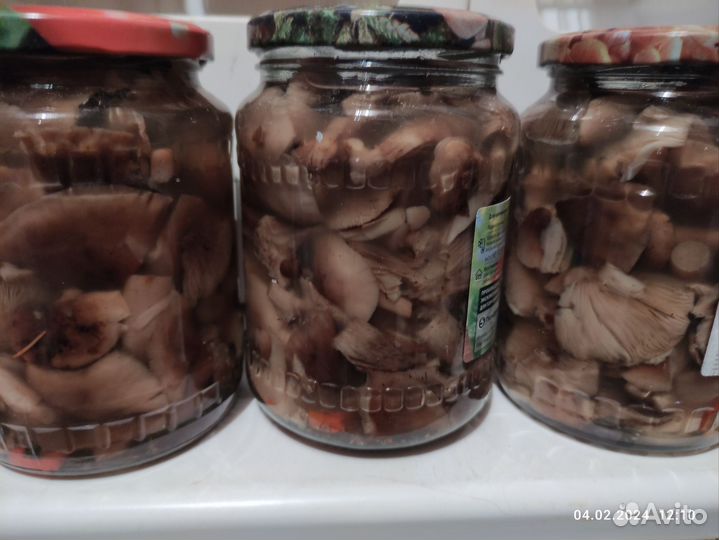 Грибы опята, подберёзовики маринованные
