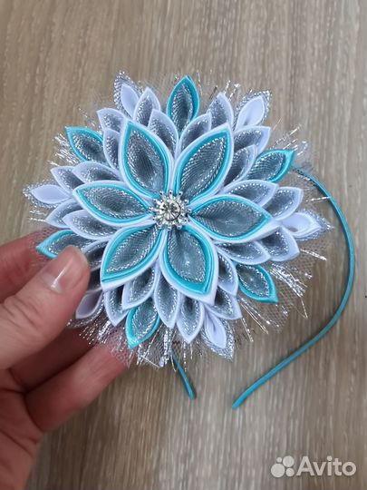Ободок-заколка снежинка/цветок 10 см