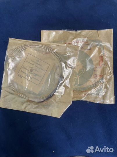 Виолончельные струны 1981г серебряные