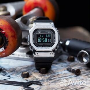 Часы Casio G-Shock GMW-B5000-1