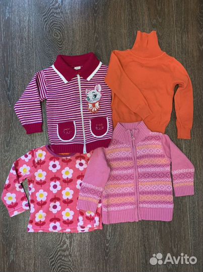 Теплая кофта для девочки