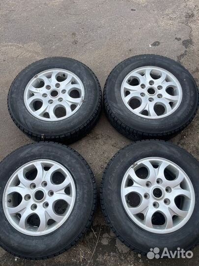 Комплект колес Hyundai Grand Starex / H1