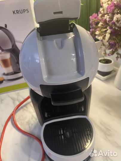 Капсульная кофемашина dolce gusto