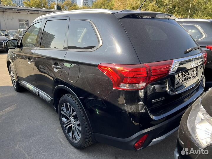 Mitsubishi Outlander 2.0 CVT, 2016, 129 000 км