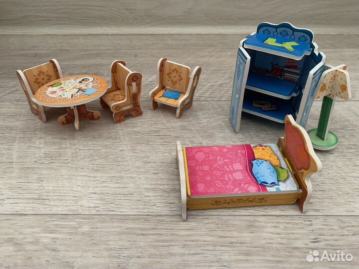 Кукольный домик