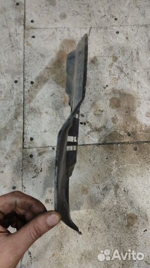 Передний левый пыльник тормозного диска (Jac T6)