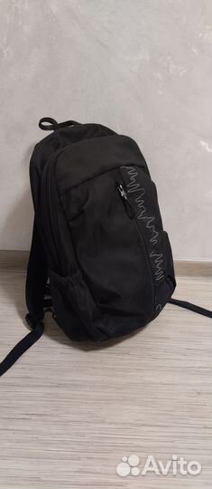 Рюкзак школьный