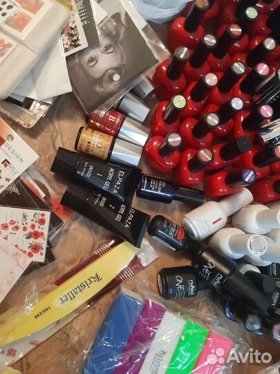 Гель лаки и материалы для ногтей