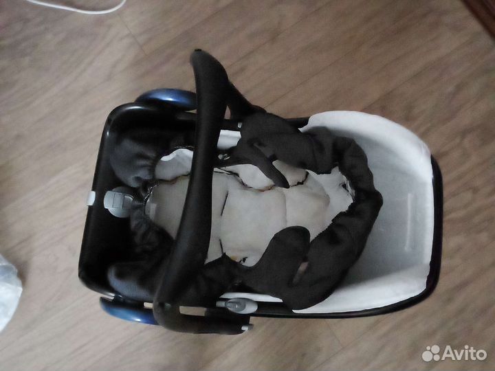 Детское кресло