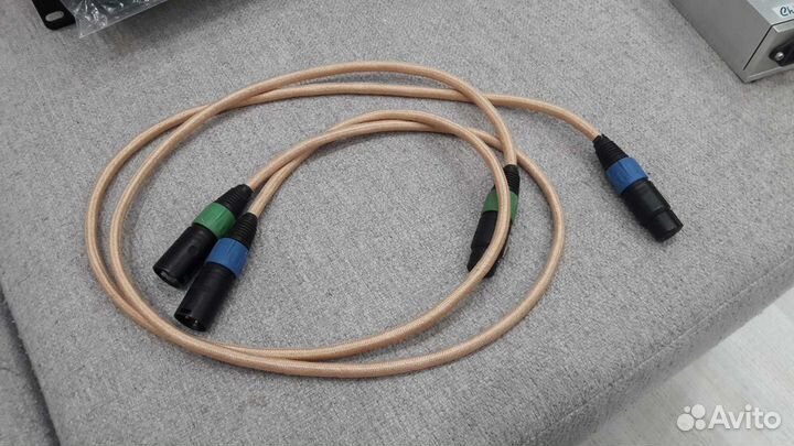 Acrotec 8N-2090 XLR, кабель межблочный