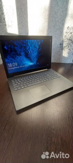 Ноутбук lenovo