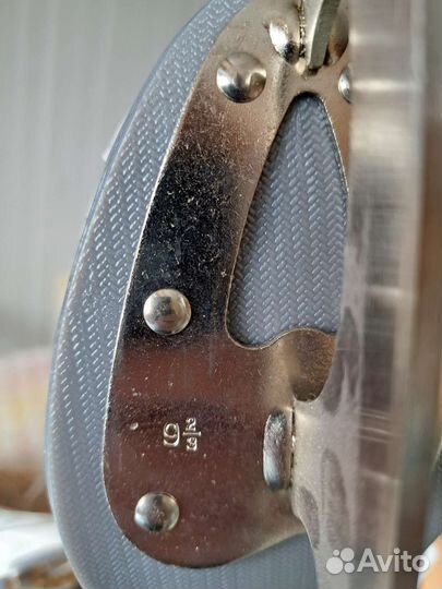 Коньки фигурные Larsen