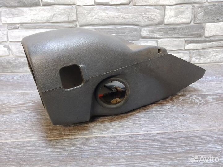 Кожух рулевой колонки Mitsubishi Pajero V25W 6G74