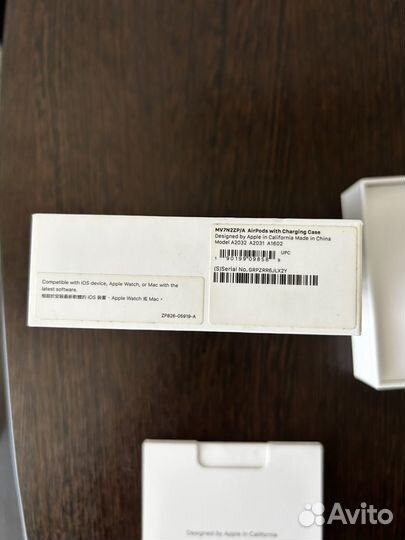 Беспроводные наушники apple airpods