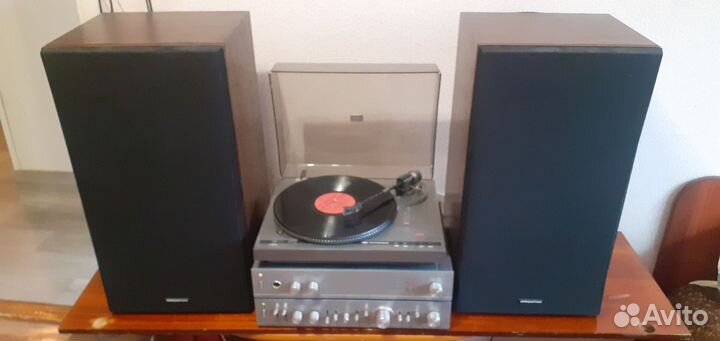 Музыкальный центр