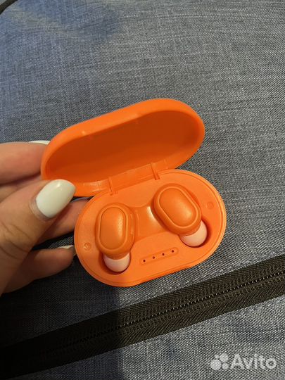 Беспроводные наушники