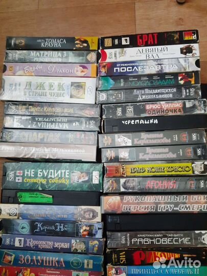 Видеокассеты