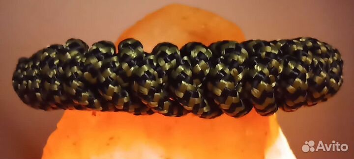 Браслет из паракорда