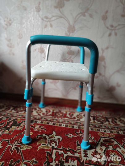 Табурет для ванной Ortonica Lux 585