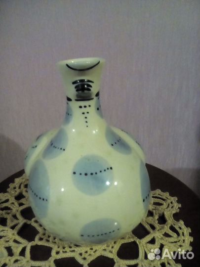 Глиняный кувшин