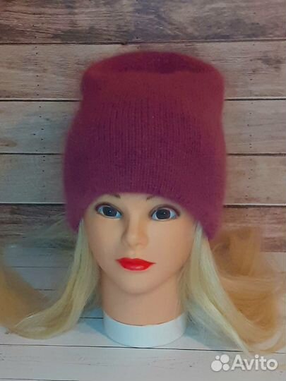 Ручная работа Шапки женские вязаные