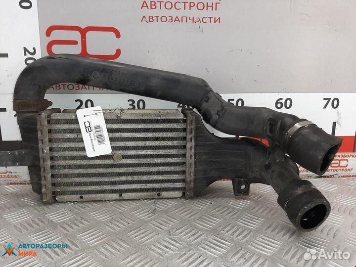 Интеркулер Opel Astra H 2004 95512979