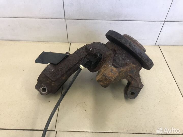 Кулак поворотный передний правый 206 1998-2012