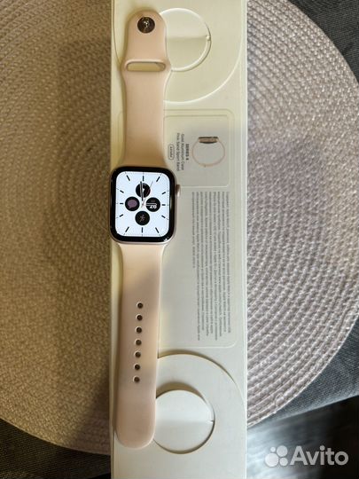 Часы apple watch 4 44mm