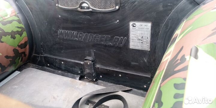 Продам пвх лодку badger hunter 340