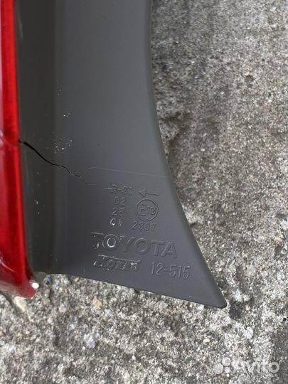 Задний фонарь toyota corolla 150