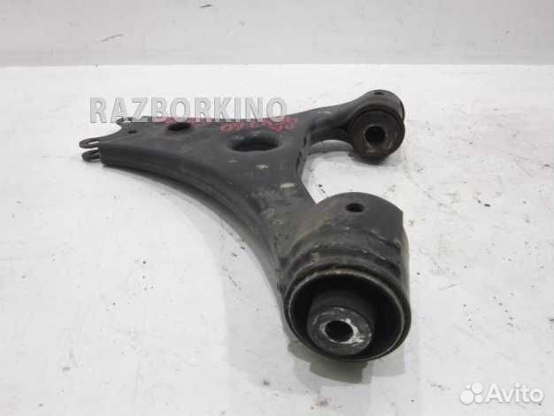 Рычаг передний левый нижний