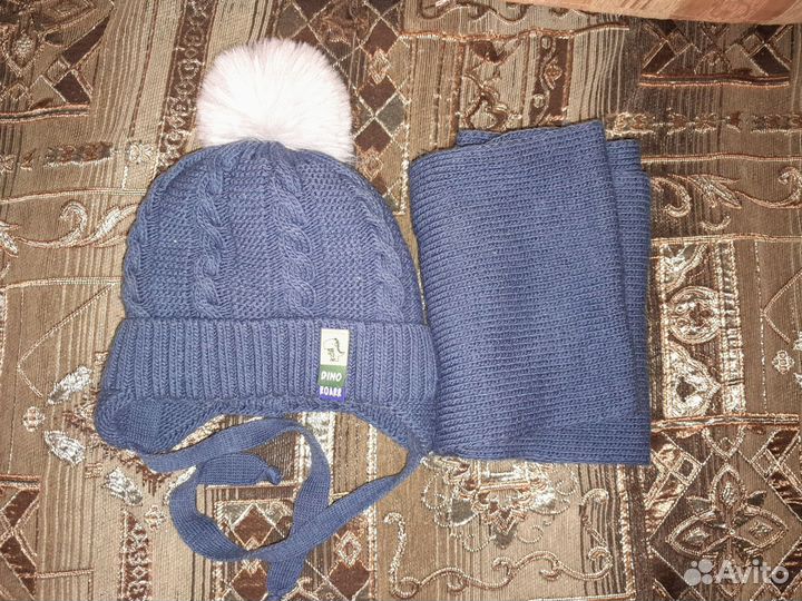 Зимняя шапка с шарфом детская