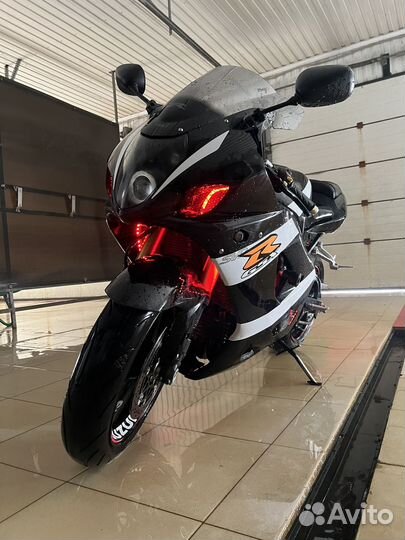 Suzuki GSX-R 1000 k4