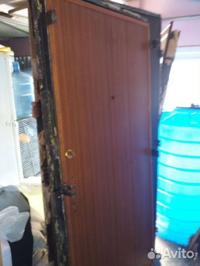 Дверь входная металлическая