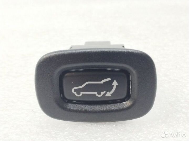 Кнопка открывания багажника Mitsubishi Outlander 3
