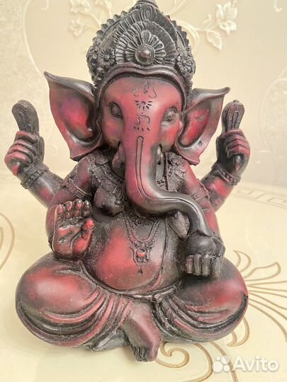 Ганеша деревянная фигура